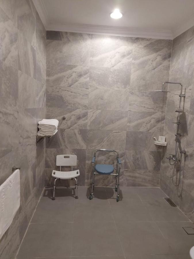 الماسم للأجنحة الفاخرة- الملك فهد - الرياض リヤード エクステリア 写真